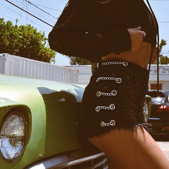 NWT Carmar black chain shorts - Picture 6 of 8