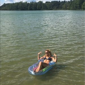 Meet your Posher, Marissa