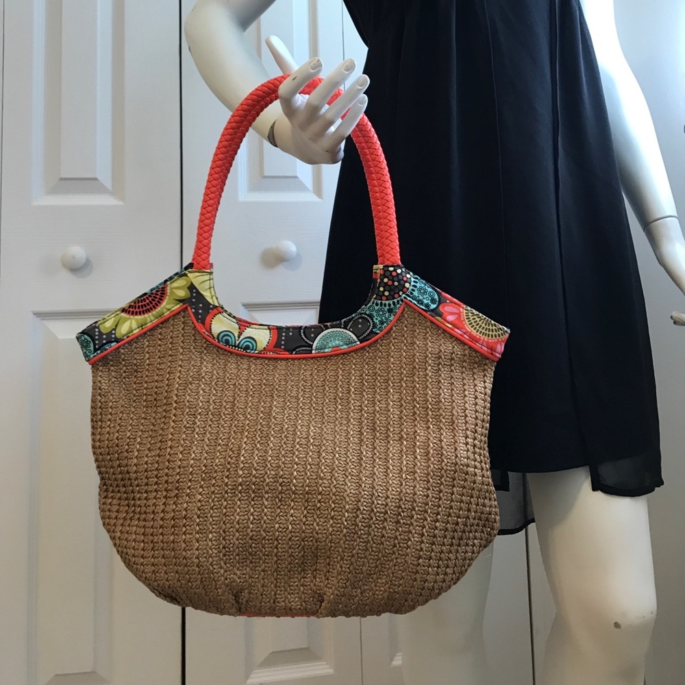 Vera Bradley straw Bucket tote "Flower Shower" - Picture 1 of 5