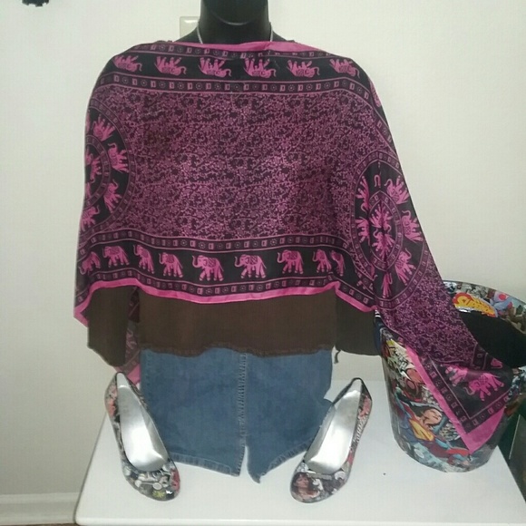 Beautiful Black with Hot Rose Elephant Design - Picture 7 of 7