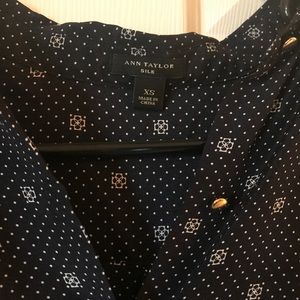 Ann Taylor 100% silk top!