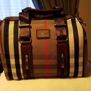 Cute bag New ,never been use, it was a gift