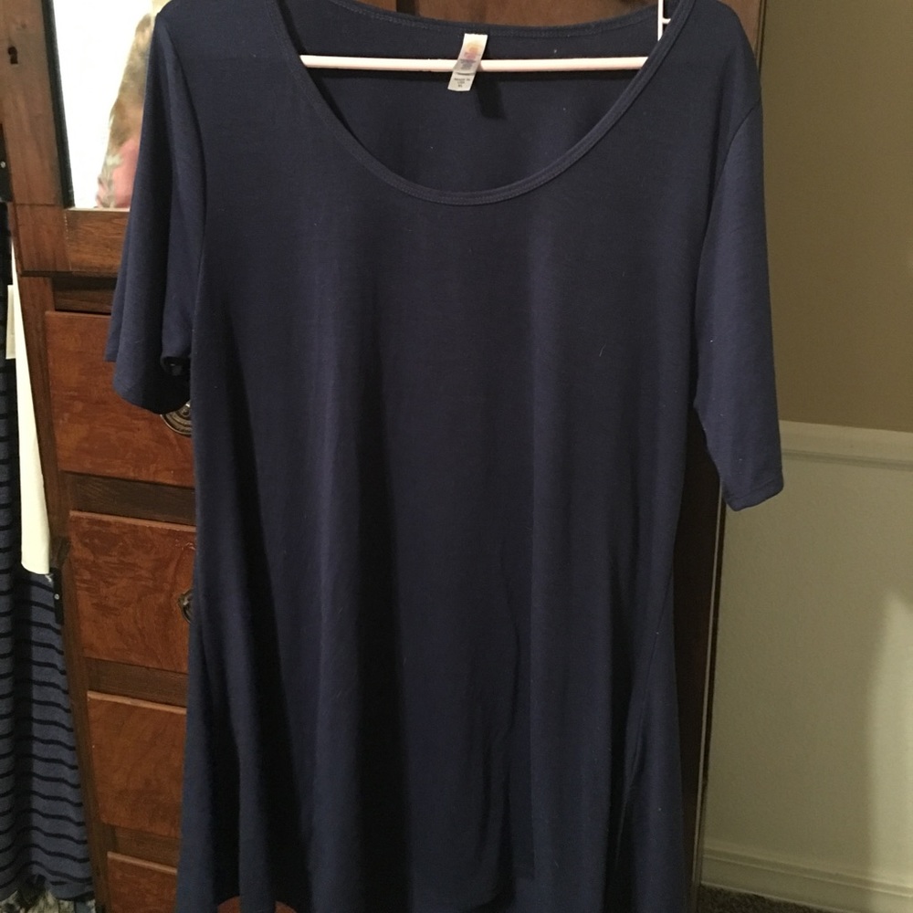 Lularoe Perfect T