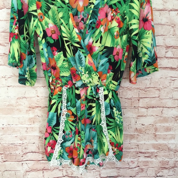 Tropical Floral Print Romper Outfit Size Large - Picture 2 of 8