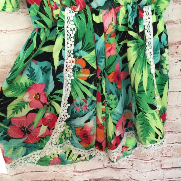 Tropical Floral Print Romper Outfit Size Large - Picture 3 of 8