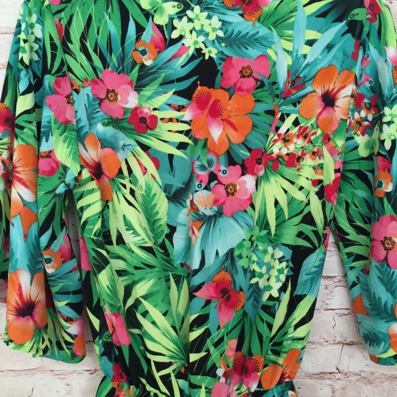 Tropical Floral Print Romper Outfit Size Large - Picture 5 of 8