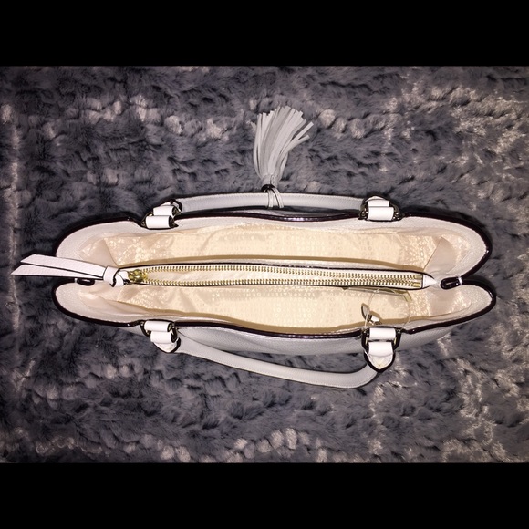 KATE SPADE ♠️ JENNER HANDBAG - Picture 5 of 8