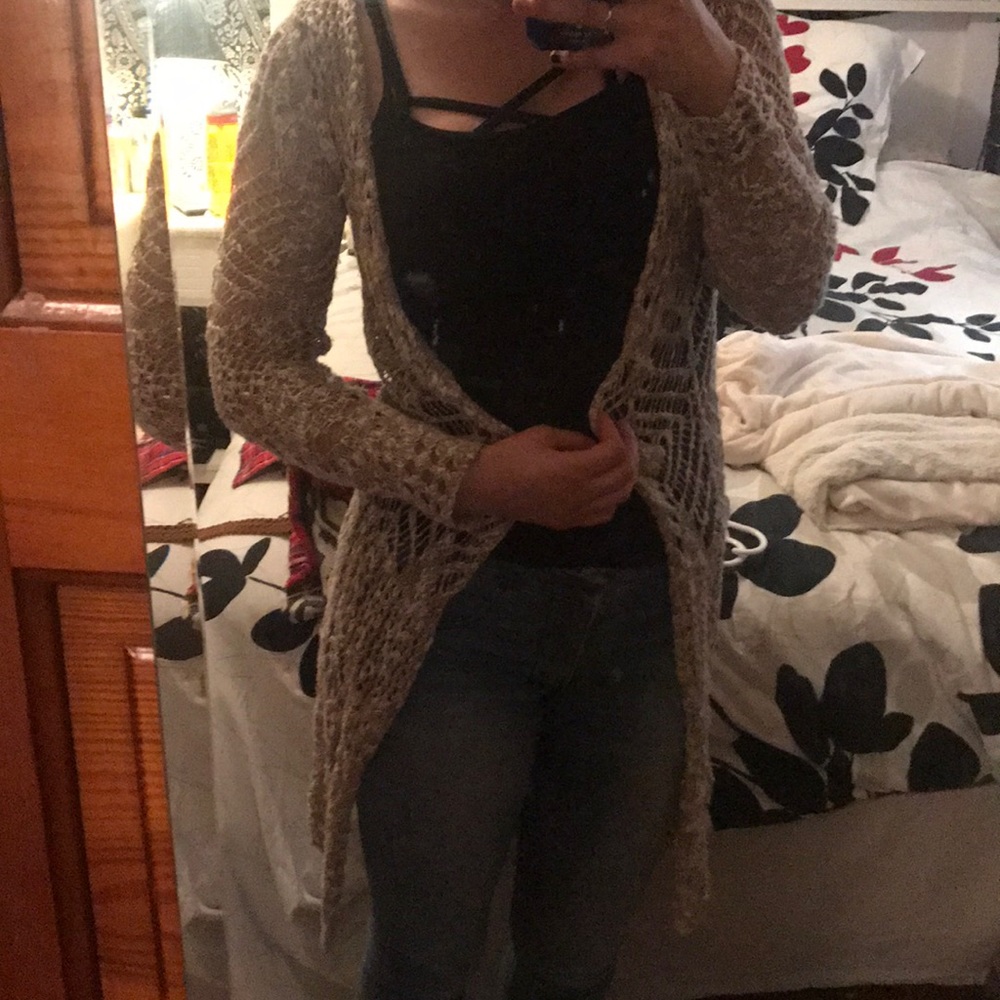 Adorable long sleeve Cardigan