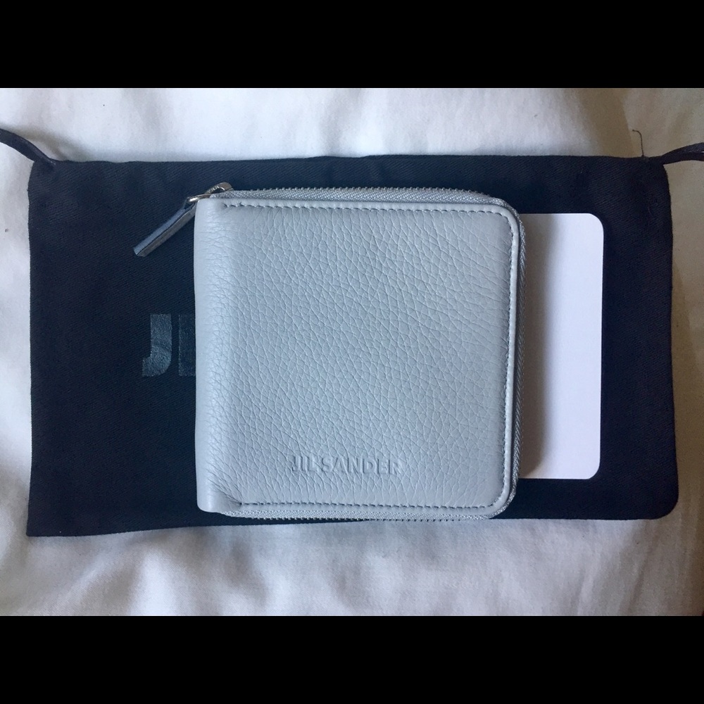 $395 NIB Jil Sander Gray Pebbled Leather Wallet