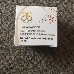 Re9 Advanced Night Repair Creme