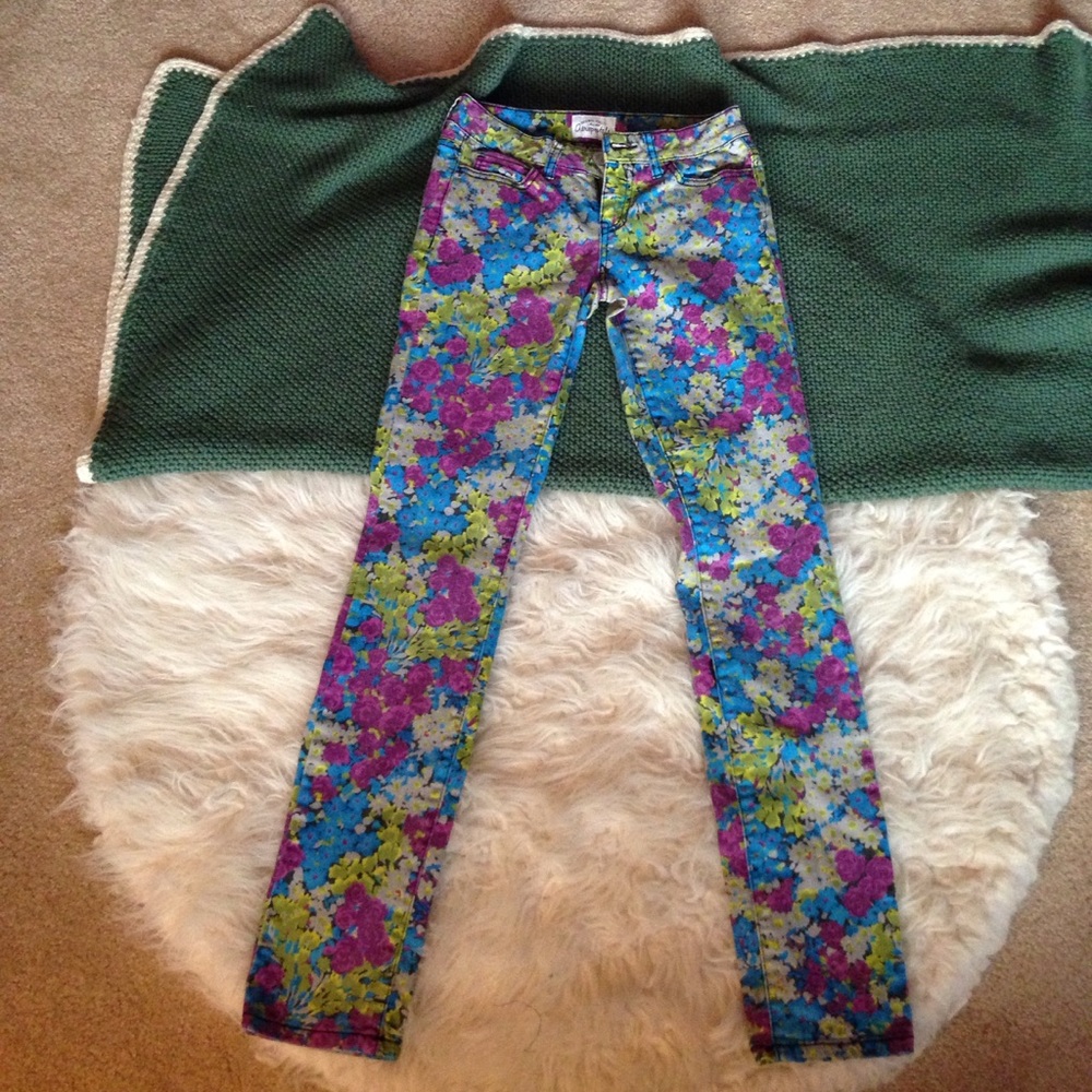Aeropostale flower print jeans.