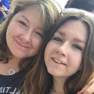 Meet your Posher, Janet