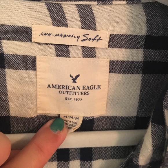 American Eagle Super soft Plaid short sleeve shirt - Picture 8 of 8
