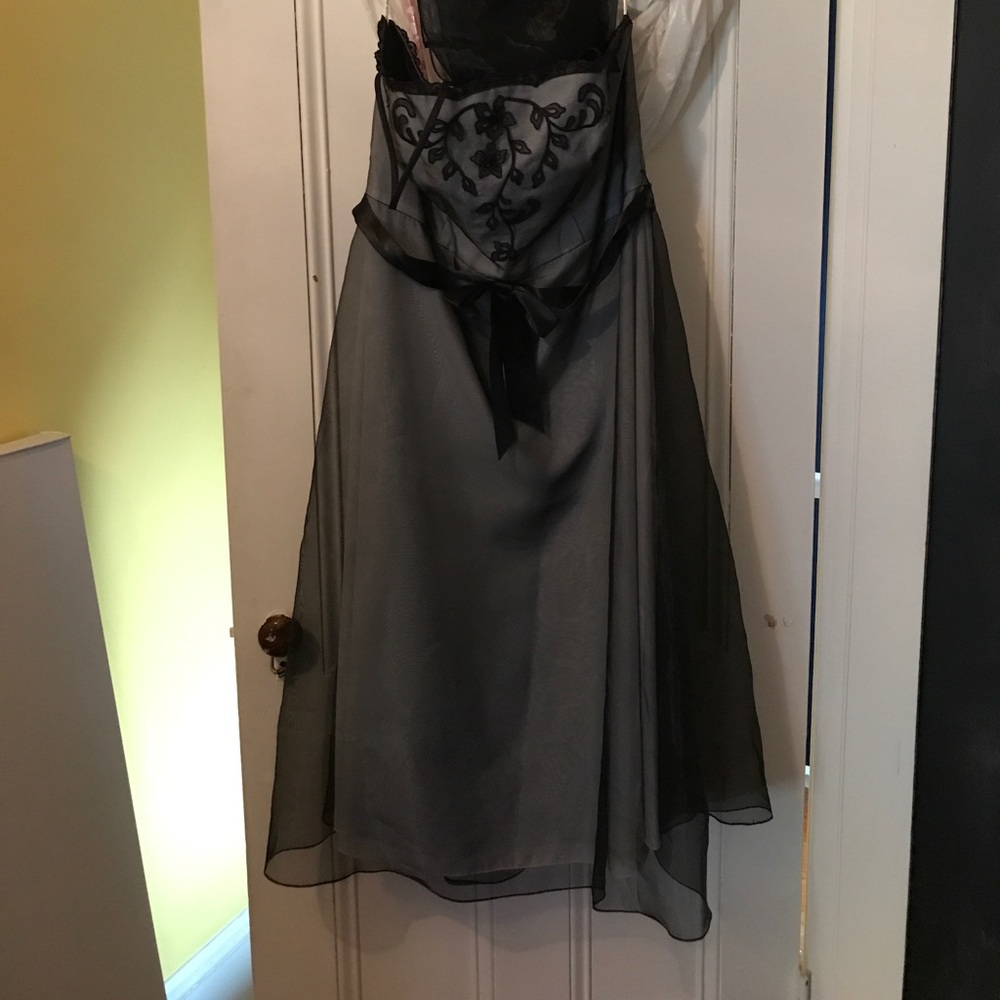 Strapless bridesmaid/prom dress