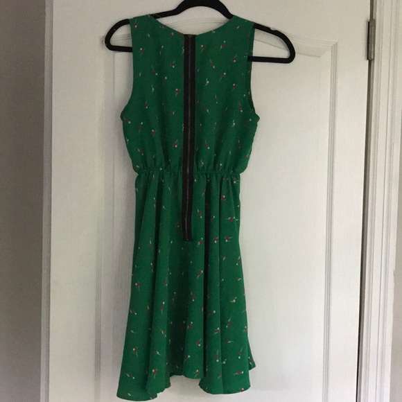 Green Everly dress - Picture 3 of 6