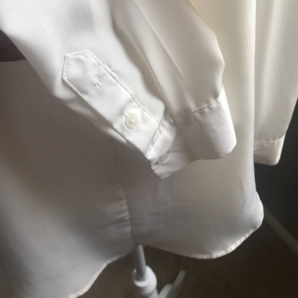 Ivory blouse-Mossimo - Picture 2 of 7