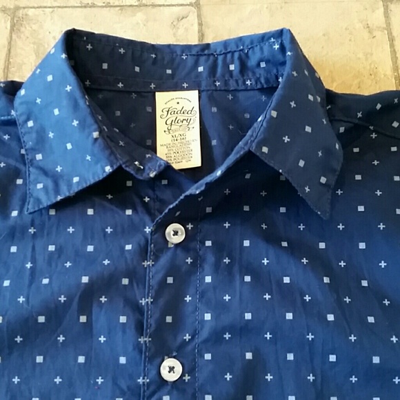 Patterned button up - Picture 2 of 3