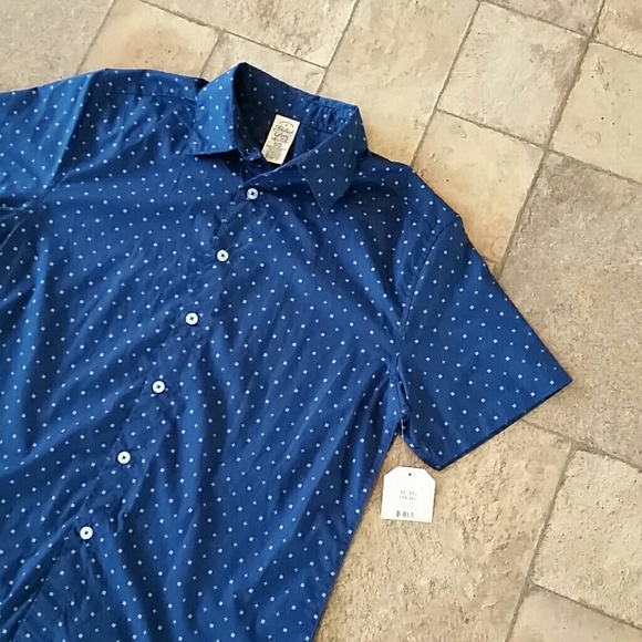 Patterned button up - Picture 3 of 3