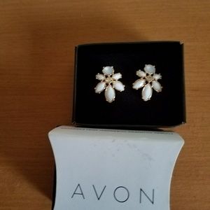 Floral cluster earrings