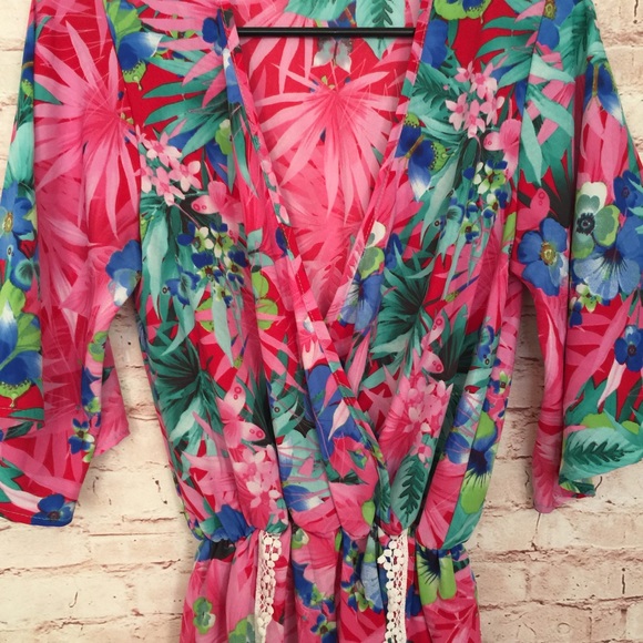 Tropical Floral Print Romper Outfit Size Medium - Picture 2 of 8
