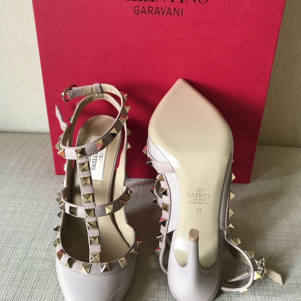 SOLD Brand new authentic Valentino rock studs - Picture 2 of 4