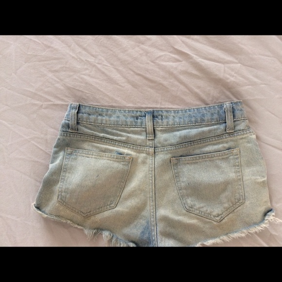 Shorts - Picture 2 of 2