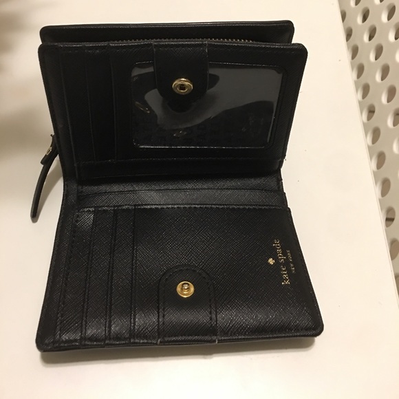 Kate Spade Wallet - Picture 2 of 2