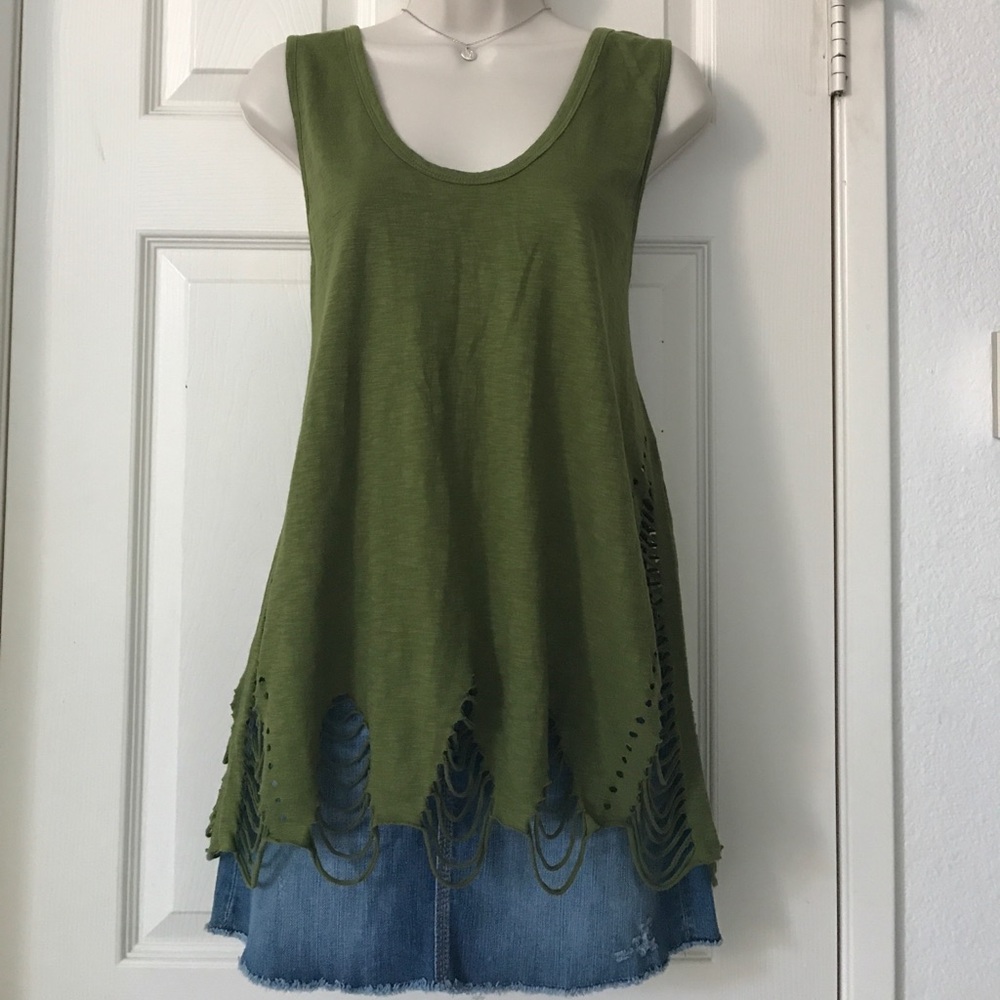 Pepin Edgy Short Sleeve Top