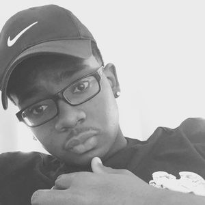 Meet your Posher, Akeem