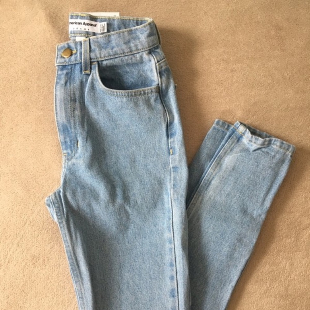 High Waisted Jeans