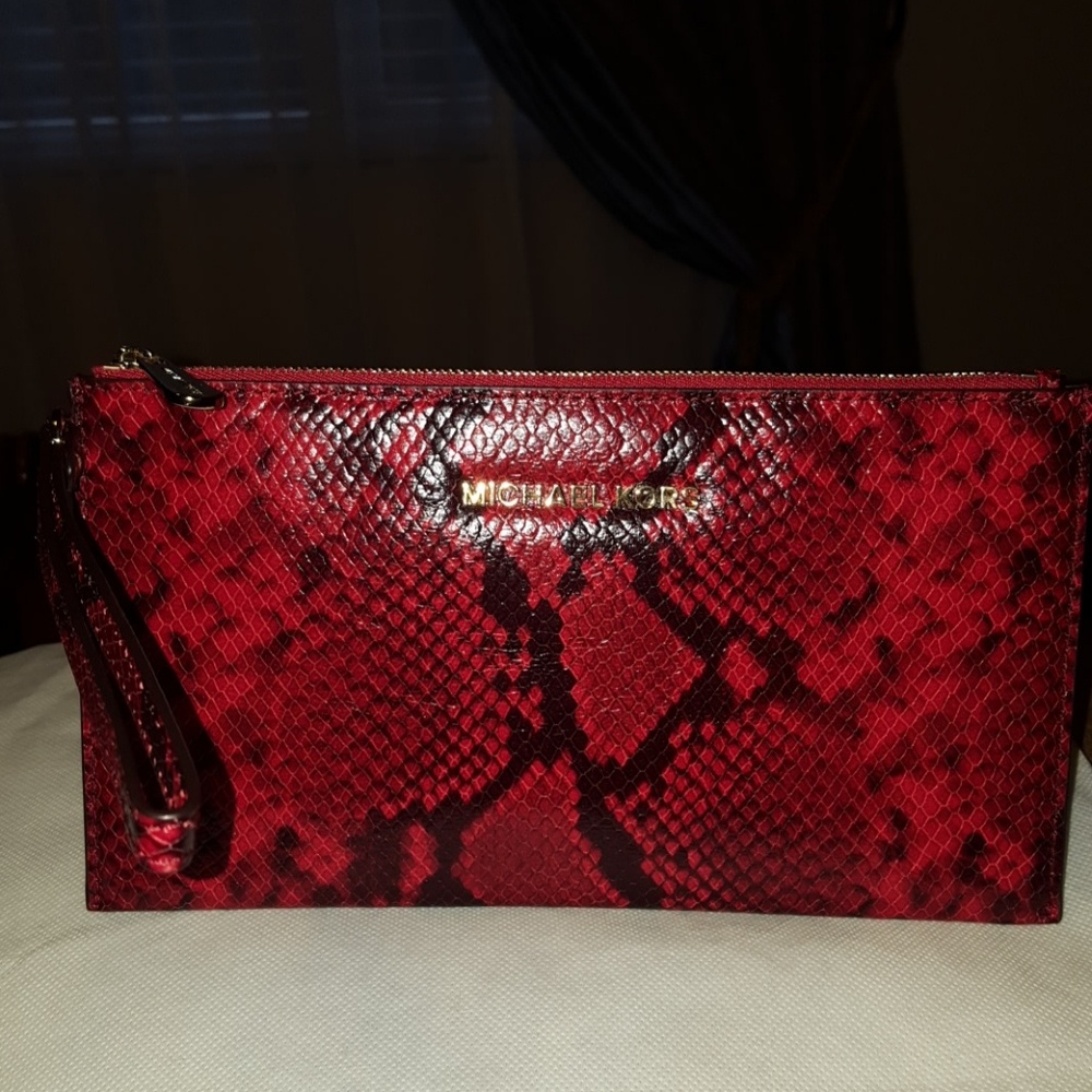 New authentic  Michael kors real leather