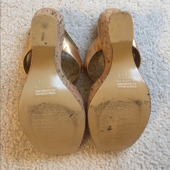 Via Spiga Gold Leather Cork Platform - Picture 4 of 4