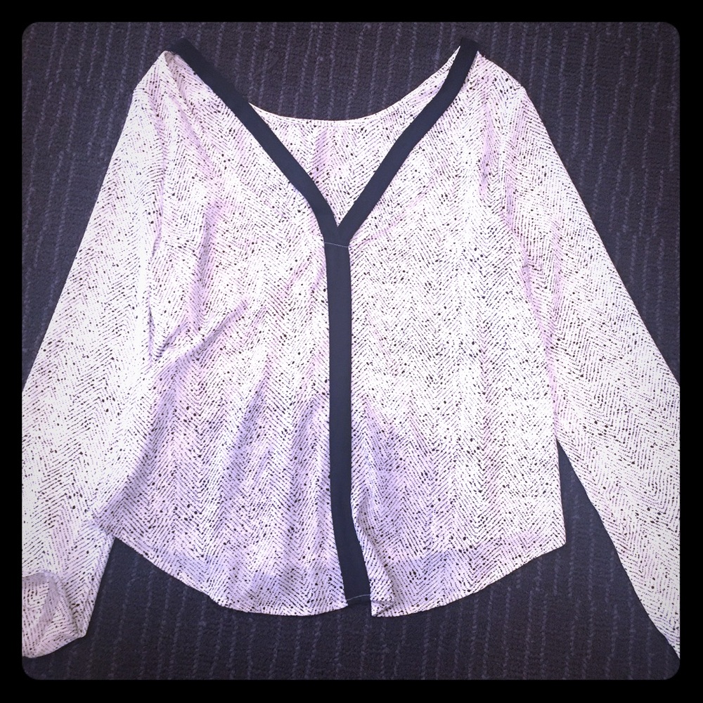 Cute lush strappy back top