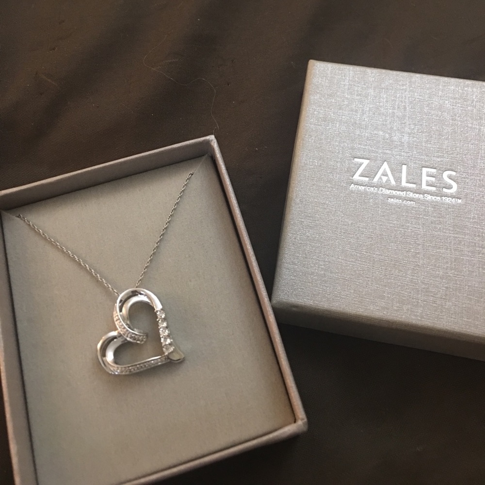 Zales Tilted Heart Pendant