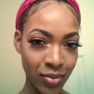 Meet your Posher, Tiffany