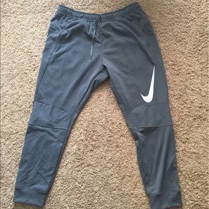 Men's Nike 2XL Dry-Fit Straight Leg Pant New w/tag