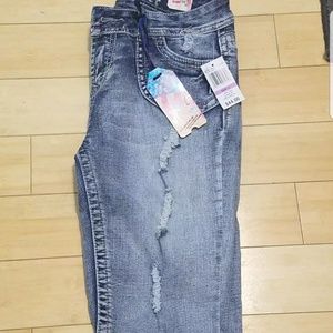 Wall flower capris size 11