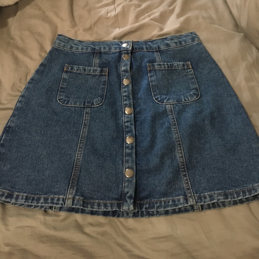Urban outfitter button up skirt