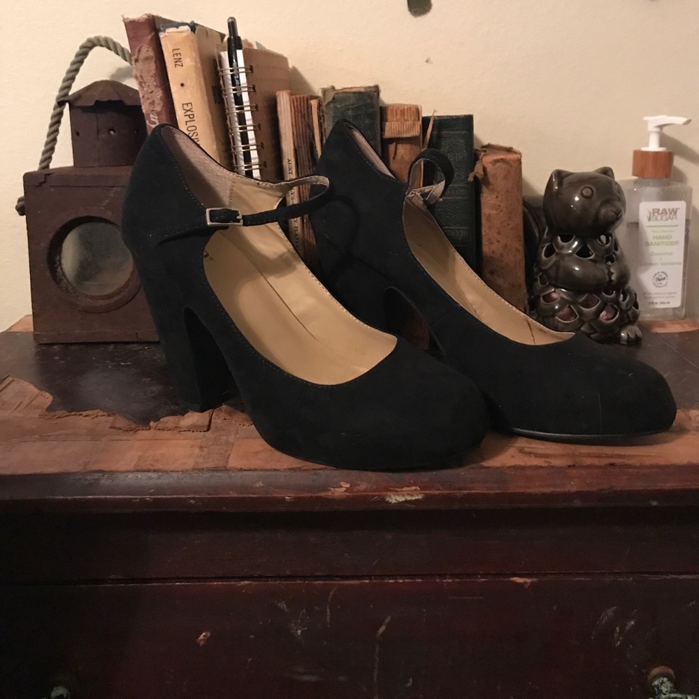Black suede heels