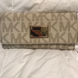 Michael Kors wallet