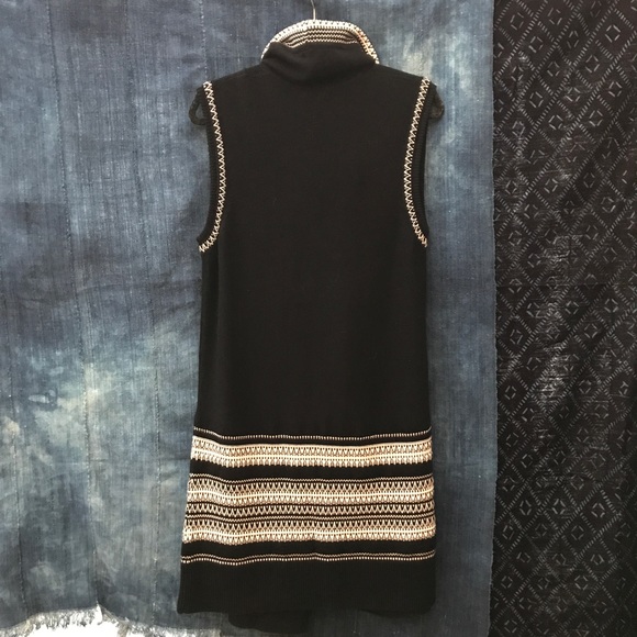 VINCE waterfall neck sleeveless tribal cardi. - Picture 4 of 4