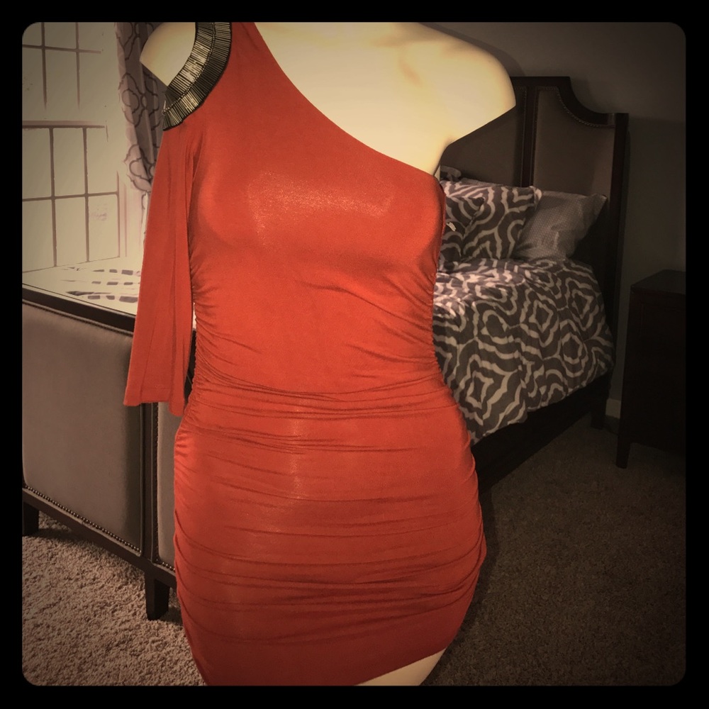 Off the shoulder burnt orange Bebe dress