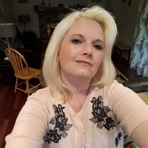 Meet your Posher, Meredith