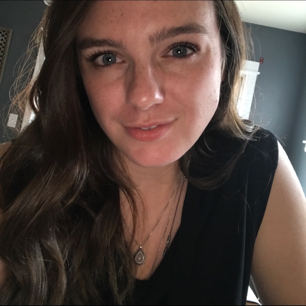 Meet your Posher, Casey