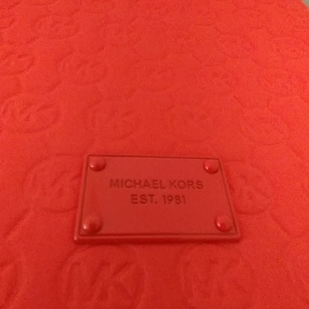 Michael Kors iPad/Tablet case - Picture 4 of 4