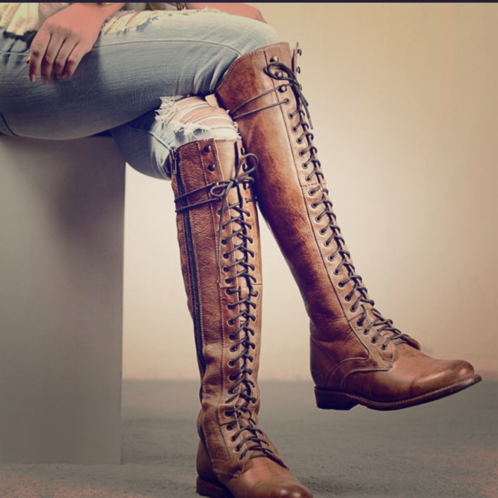 BED STU DELLA BOOTS NWT