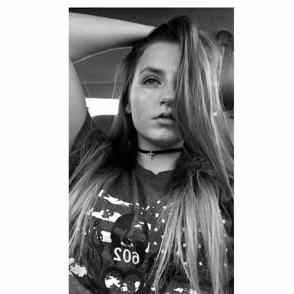 Meet your Posher, Whitney