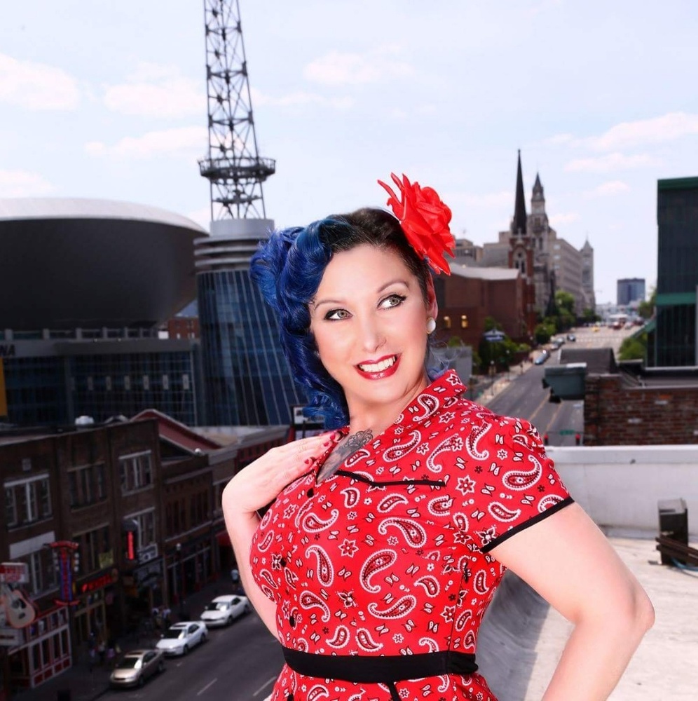 Meet Your Posher, Stephanie