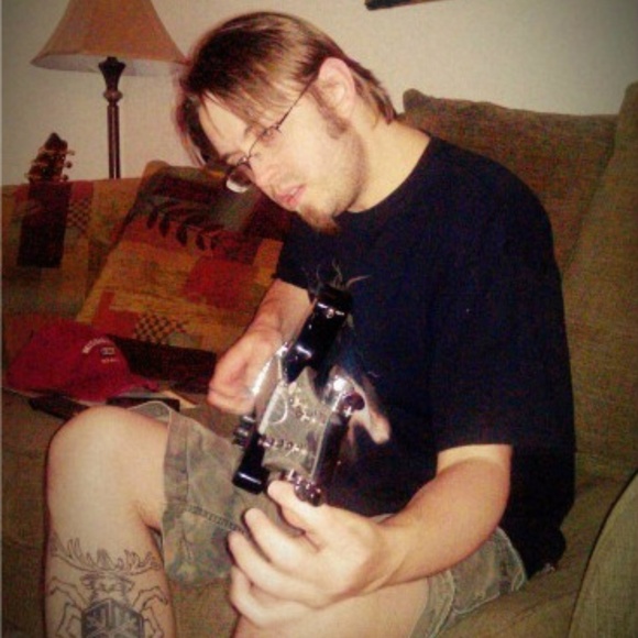 Meet Your Posher, Stephanie - Picture 5 of 5