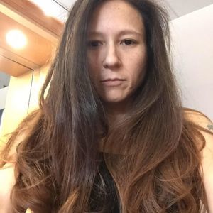 Meet your Posher, Cecily